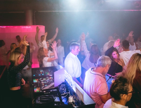 Sclub-Weisser-Saloon-Dj-Franzeen-fulda-ricebreak.media-38