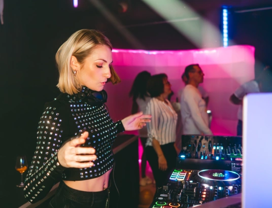 Sclub-Weisser-Saloon-Dj-Franzeen-fulda-ricebreak.media-25