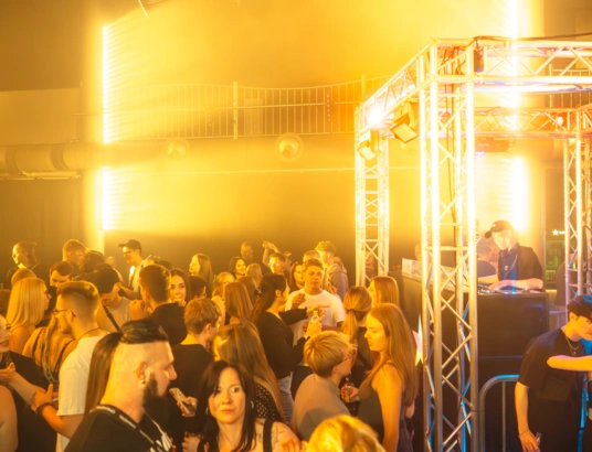 Sclub-roundaboutrave-fulda-gimmyg-ricebreak.media-11